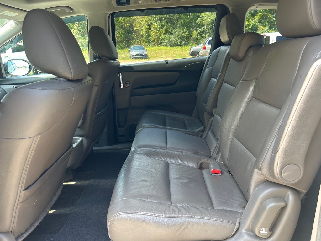 2017 Honda Odyssey Image 16