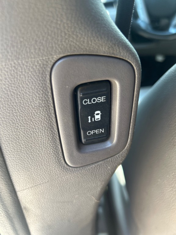 2017 Honda Odyssey Image 18