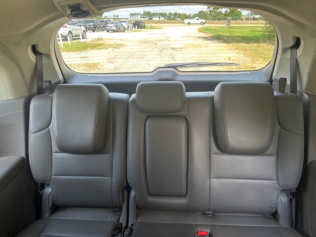 2017 Honda Odyssey Image 19