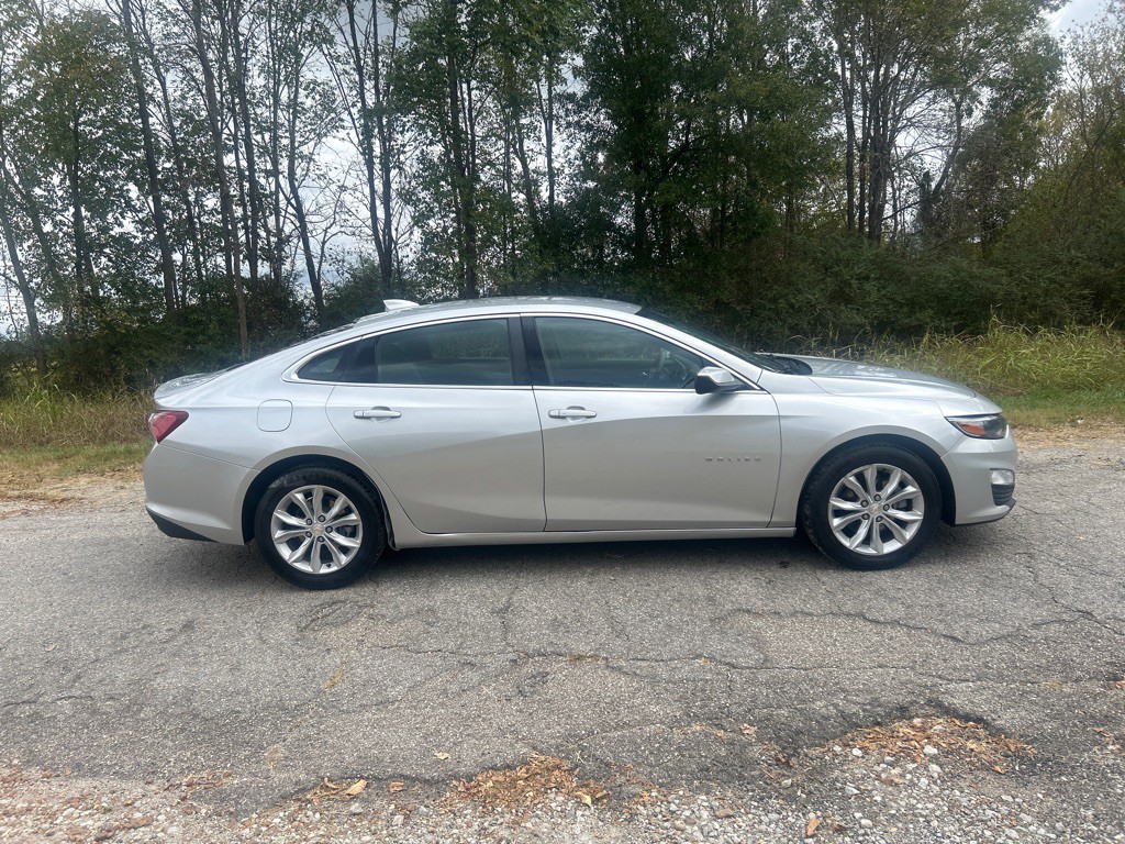 2022 Chevrolet Malibu Image 6
