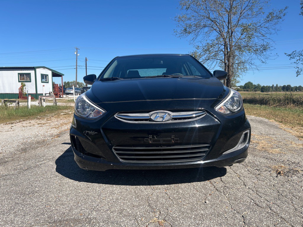 2017 Hyundai Accent Image 22