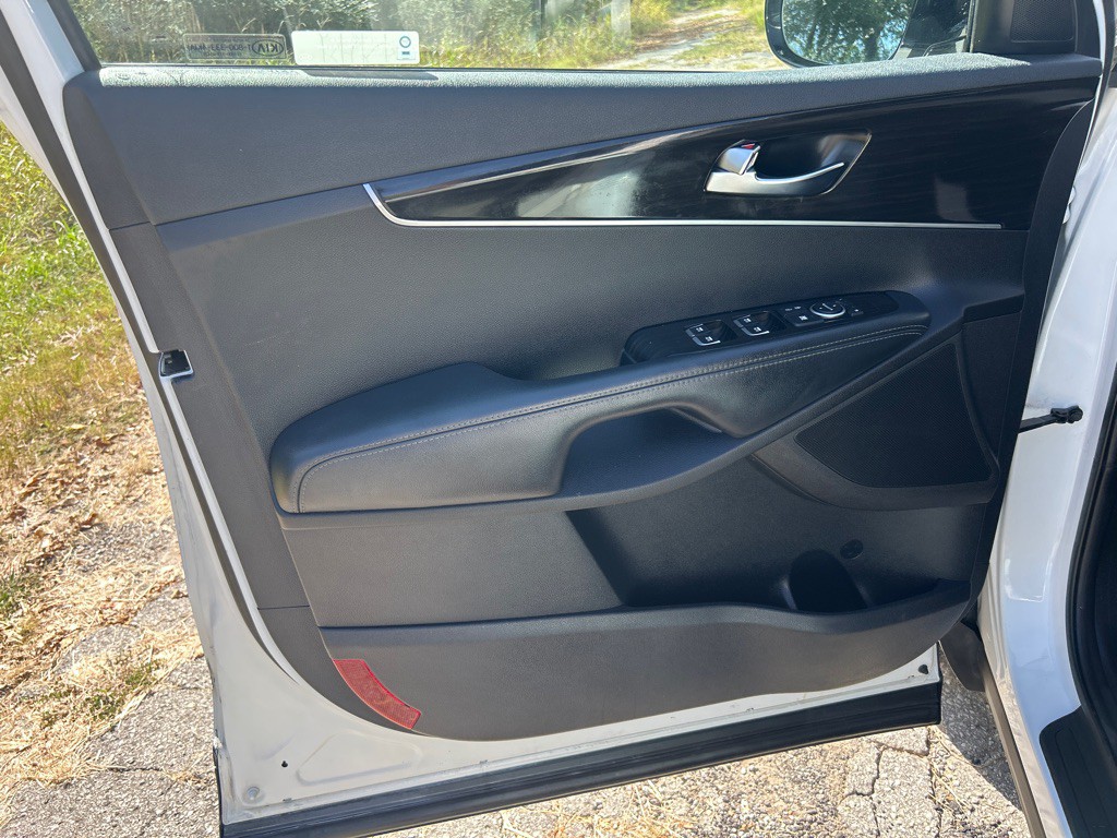 2019 Kia Sorento Image 7