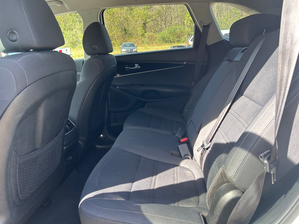 2019 Kia Sorento Image 16