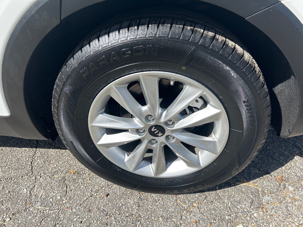 2019 Kia Sorento Image 24