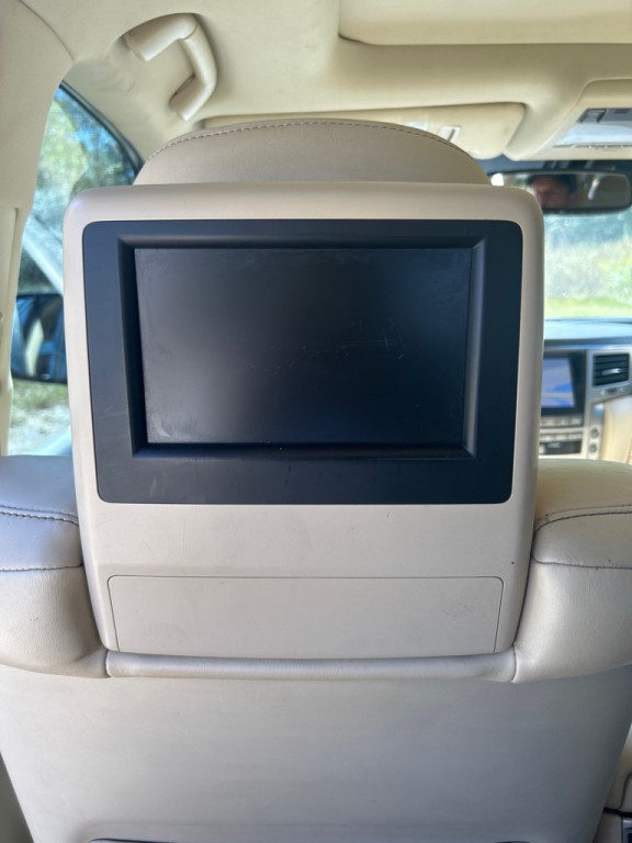 2014 Lexus LX Image 23