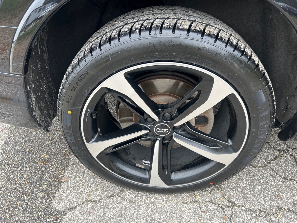 2019 Audi Q7 Image 26