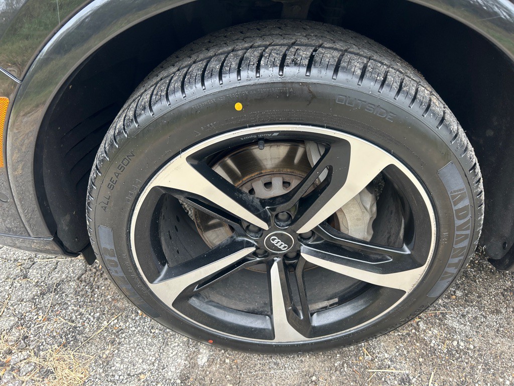 2019 Audi Q7 Image 28