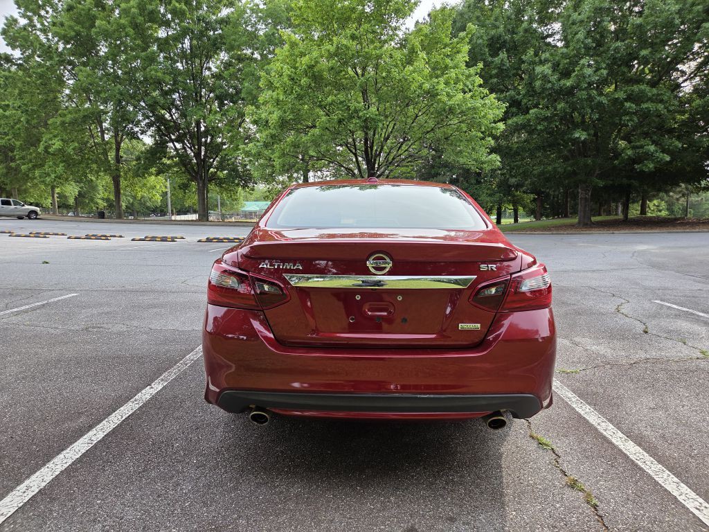 2018 Nissan Altima Image 4