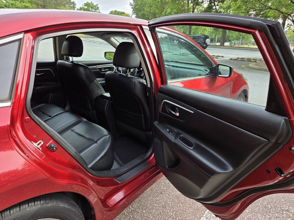 2018 Nissan Altima Image 11