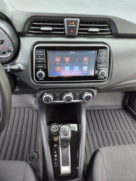 2020 Nissan Versa Image 20