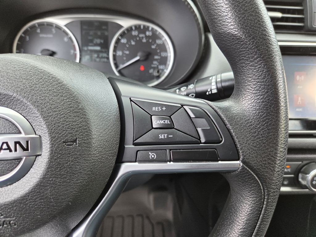 2020 Nissan Versa Image 23