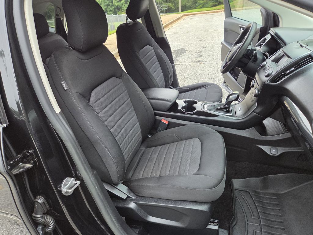 2015 Ford Edge Image 16