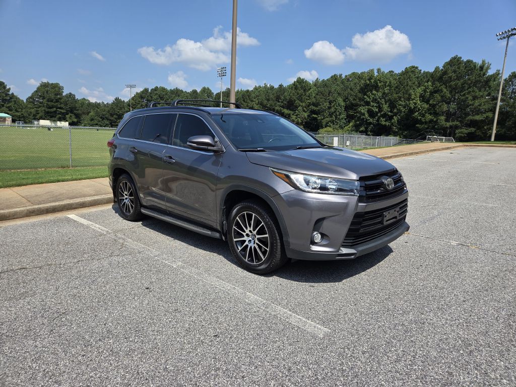 2017 Toyota Highlander Image 7