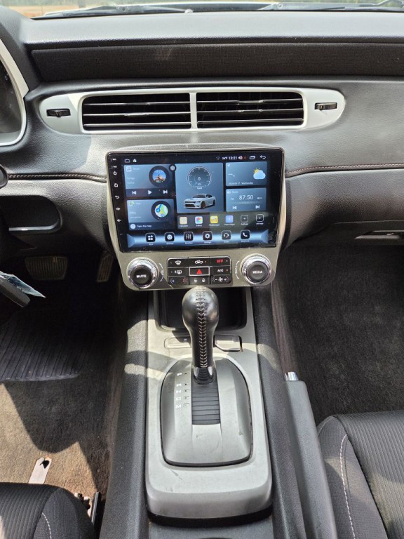 2014 Chevrolet Camaro Image 12