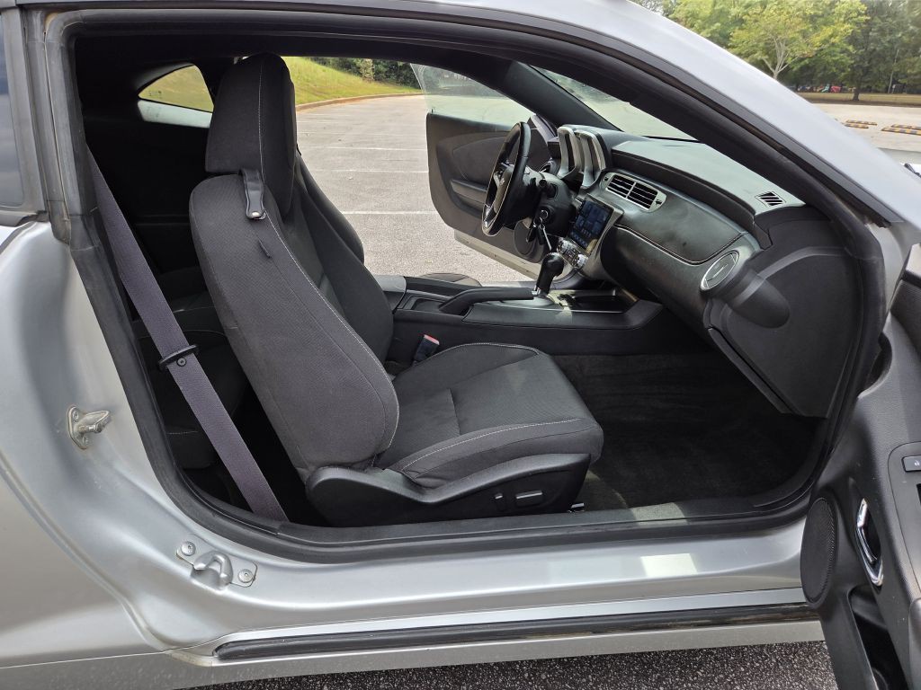 2014 Chevrolet Camaro Image 18