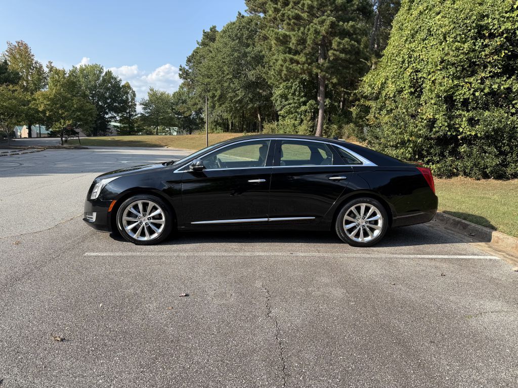 2013 Cadillac XTS Image 2