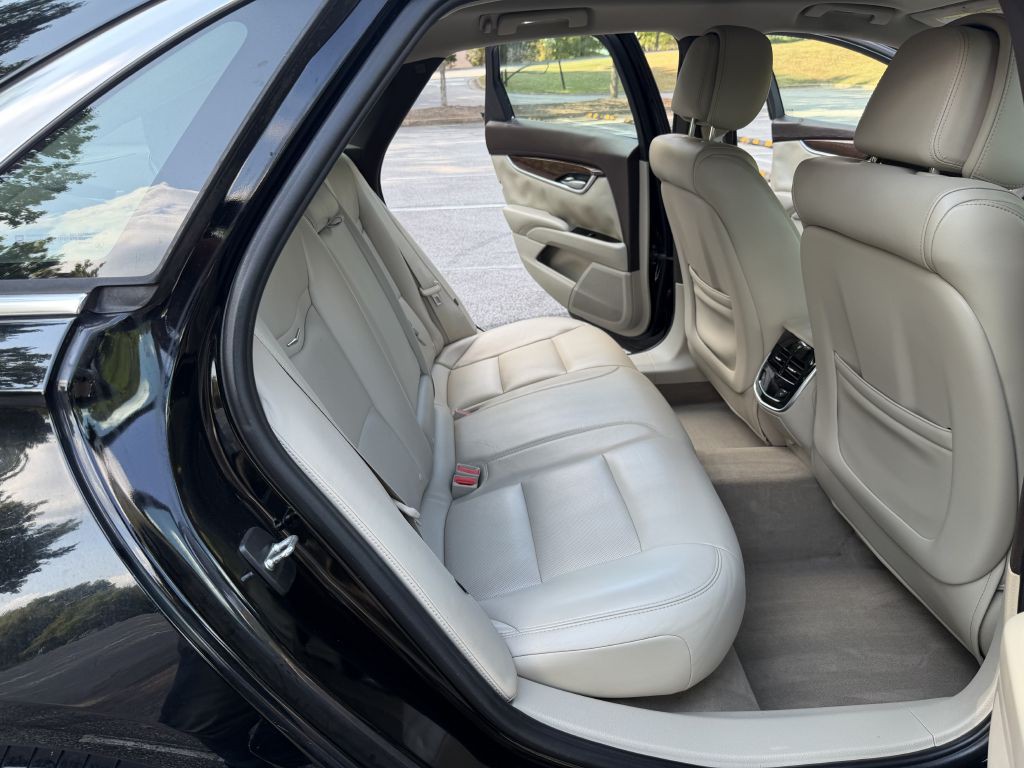 2013 Cadillac XTS Image 15