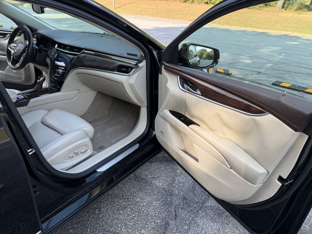 2013 Cadillac XTS Image 17