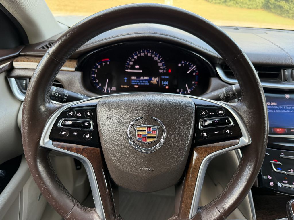 2013 Cadillac XTS Image 25