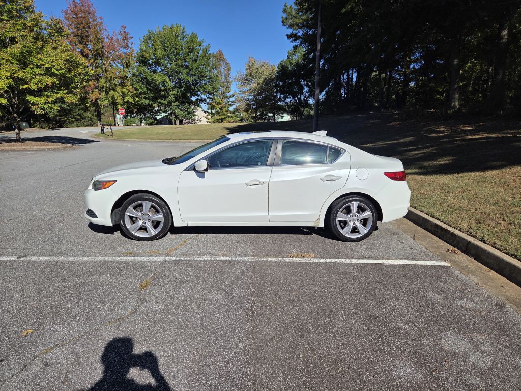 2014 Acura ILX Image 2