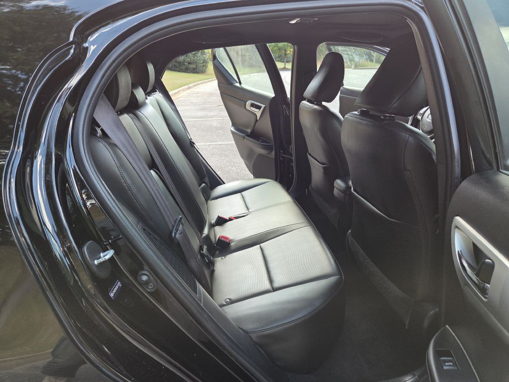 2013 Lexus CT Image 12