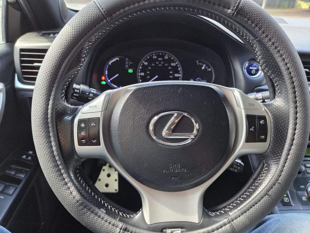 2013 Lexus CT Image 22