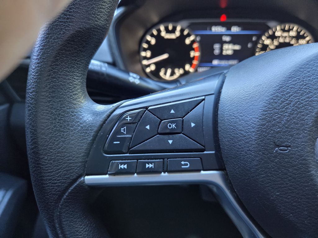 2020 Nissan Altima Image 24