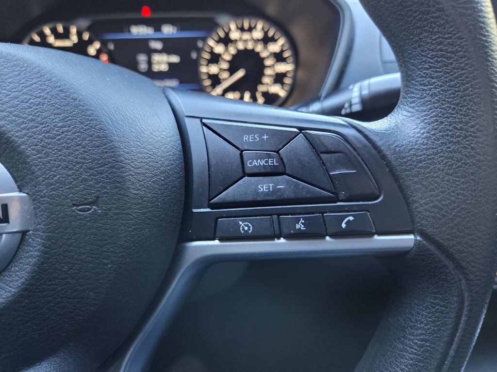 2020 Nissan Altima Image 25