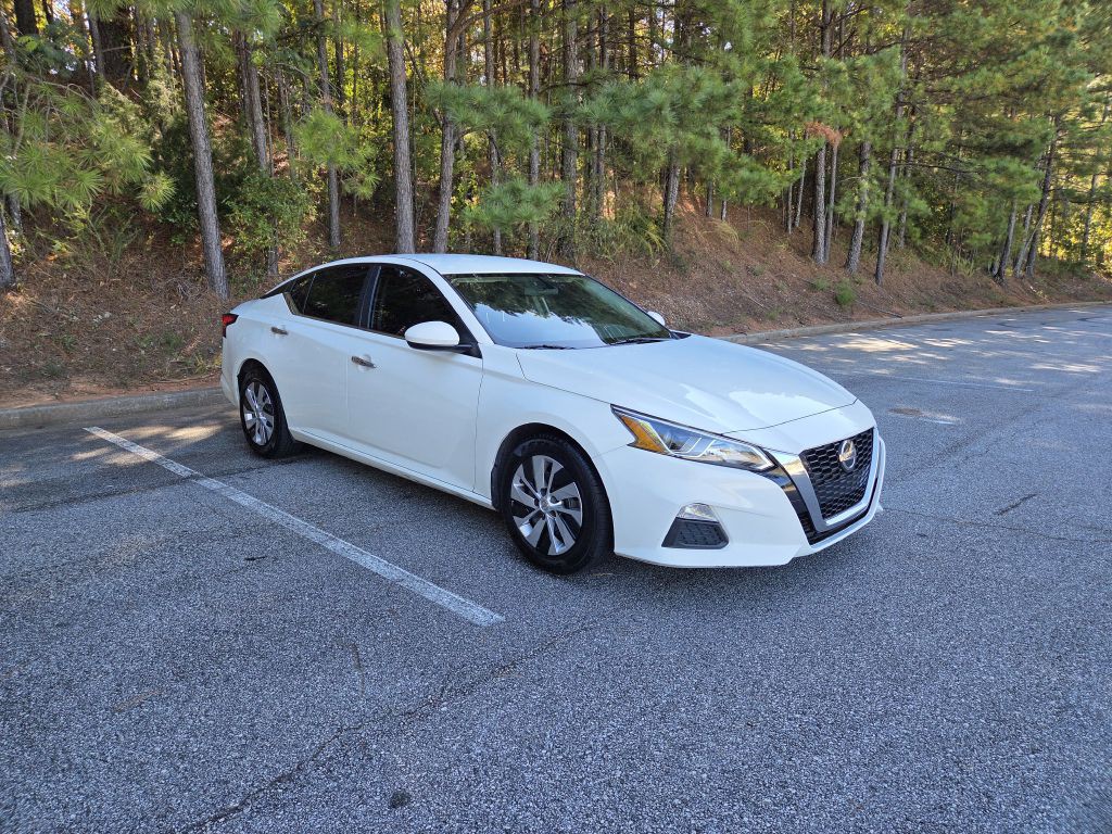 2020 Nissan Altima Image 7