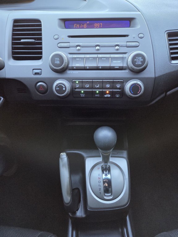 2010 Honda Civic Image 19