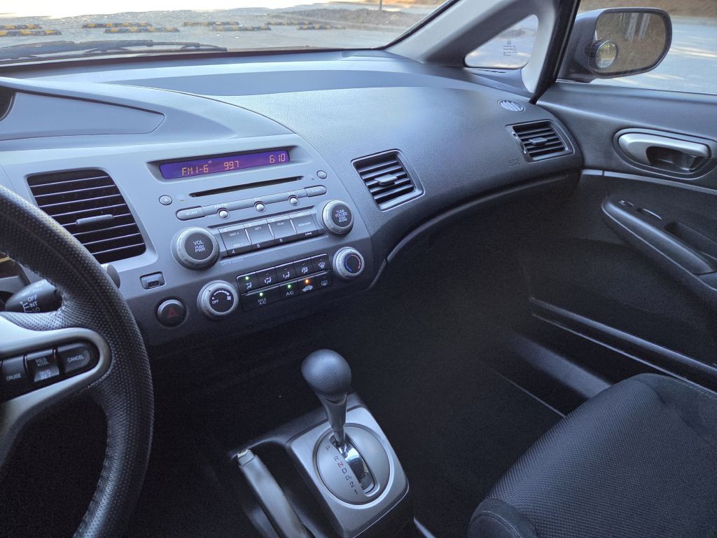 2010 Honda Civic Image 21