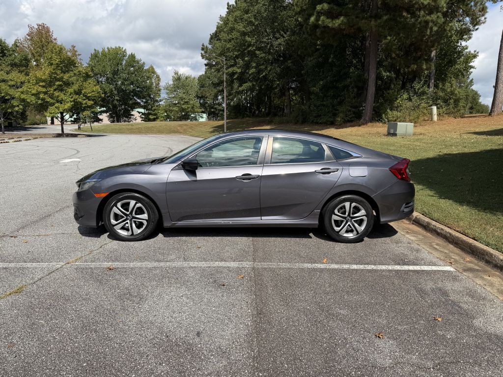 2017 Honda Civic Image 2