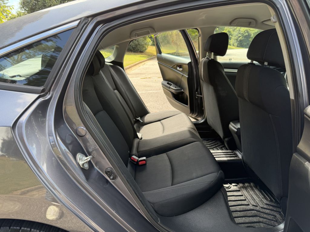 2017 Honda Civic Image 12