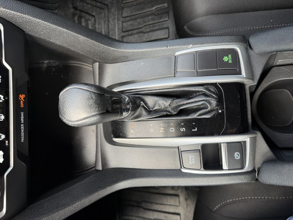 2017 Honda Civic Image 24