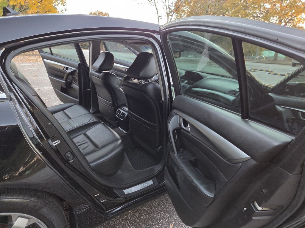 2010 Acura TL Image 11