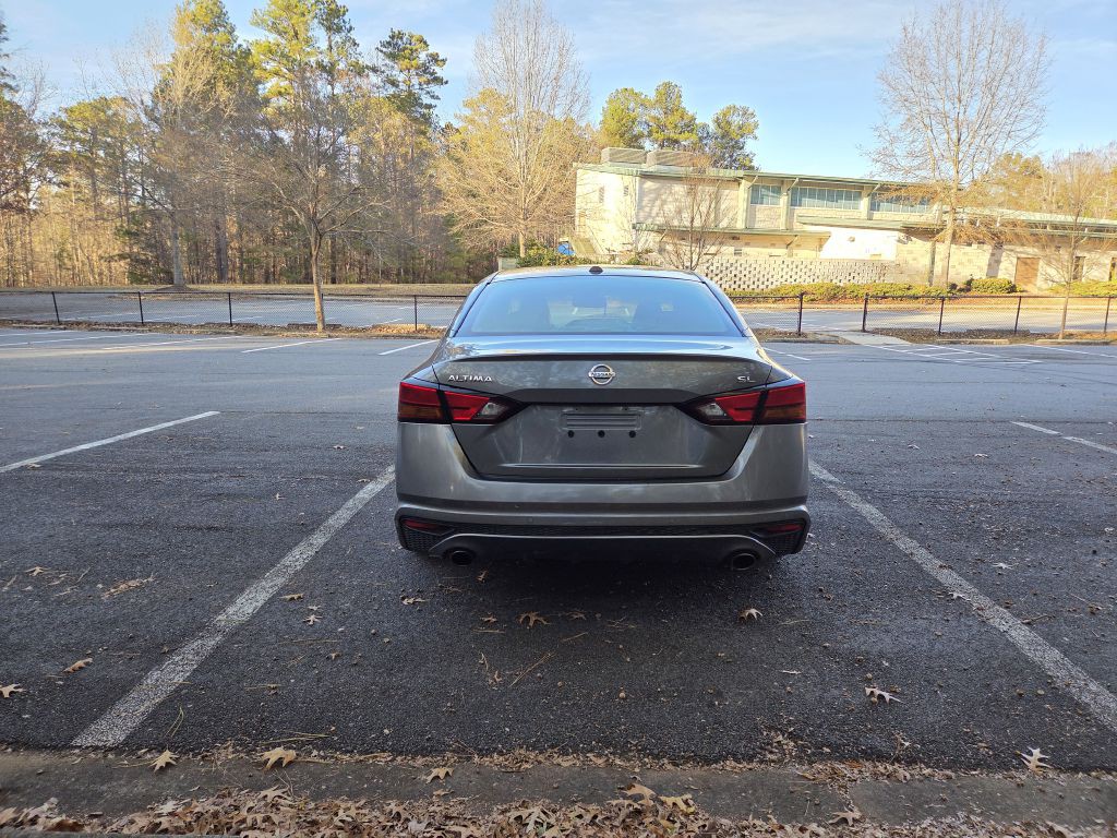 2019 Nissan Altima Image 4