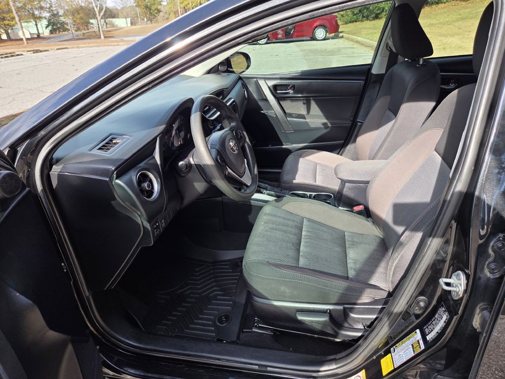 2019 Toyota Corolla Image 17