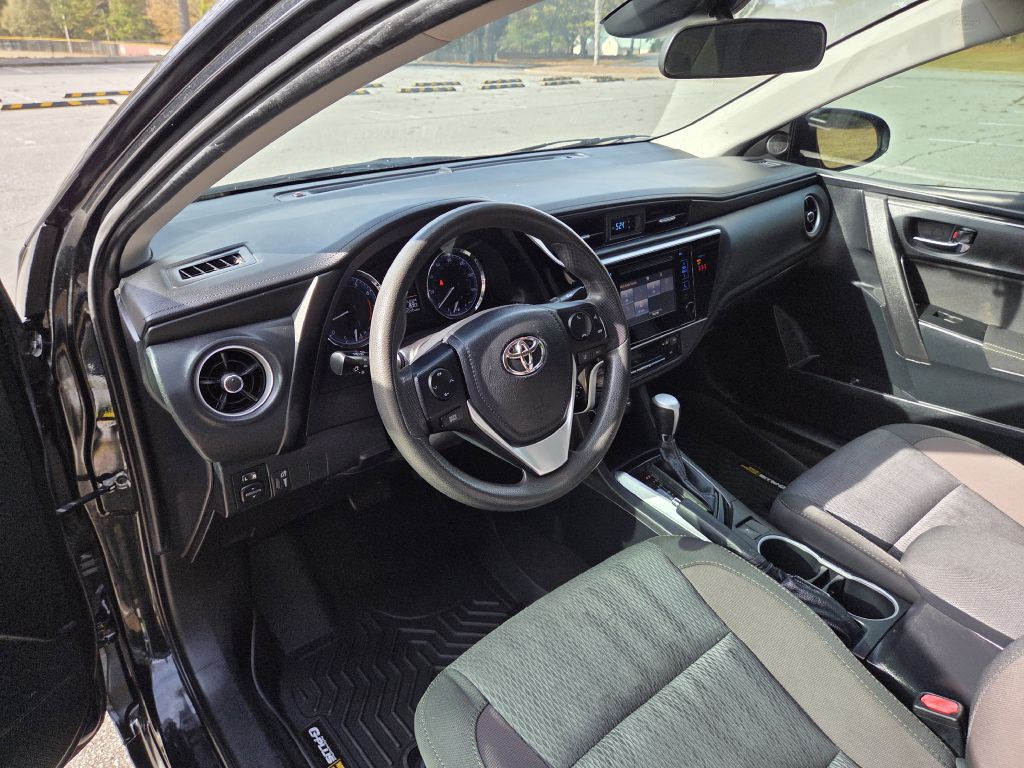 2019 Toyota Corolla Image 18