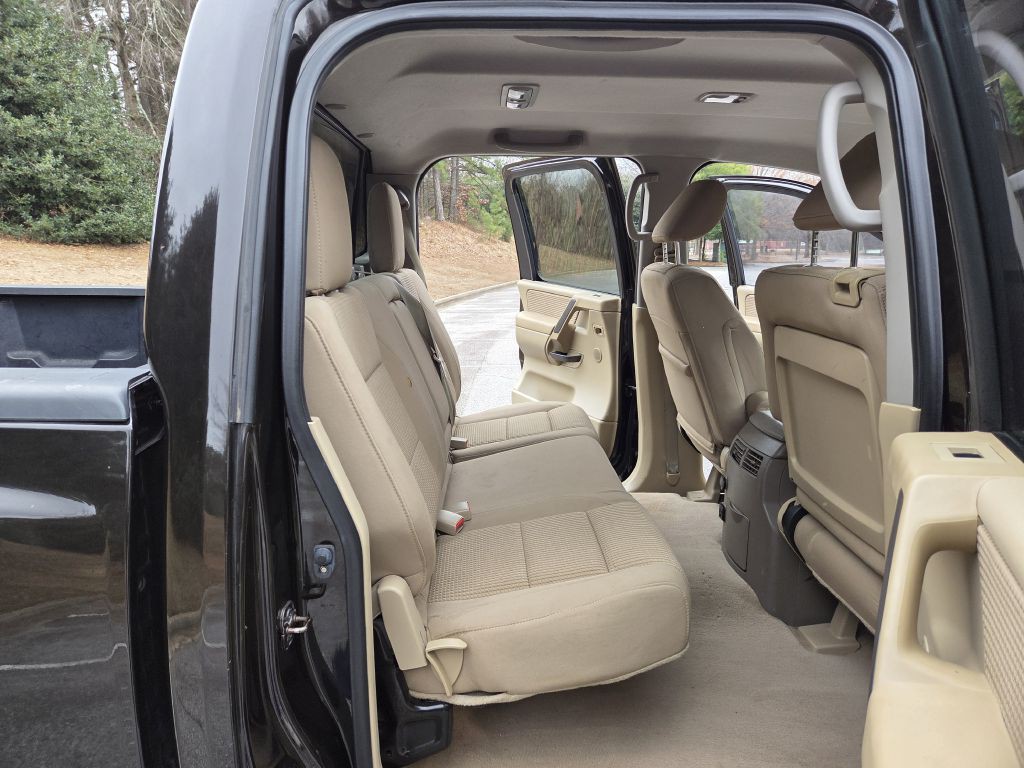 2014 Nissan Titan Image 12