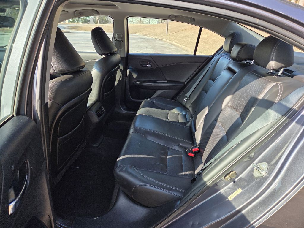 2013 Honda Accord Image 9