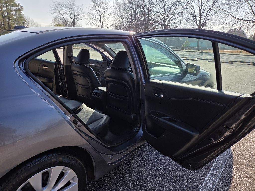 2013 Honda Accord Image 10