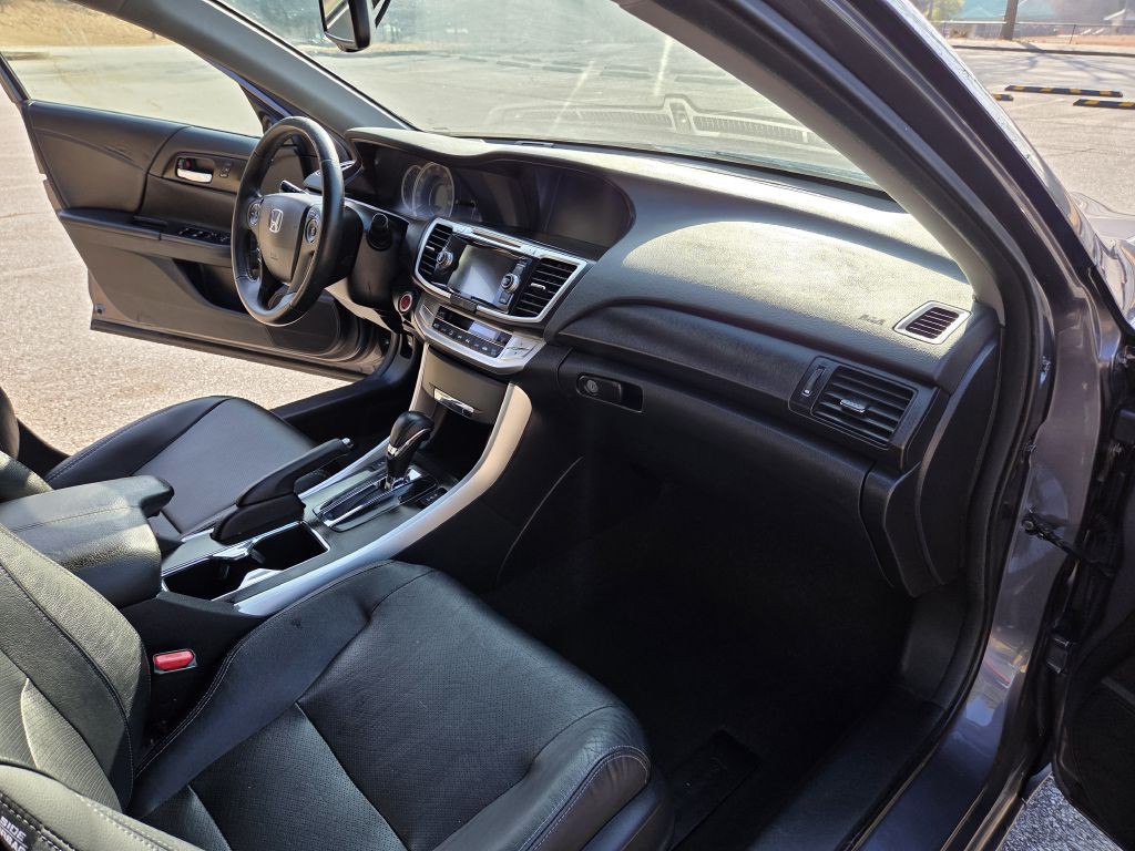 2013 Honda Accord Image 14