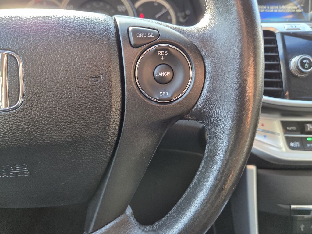 2013 Honda Accord Image 24