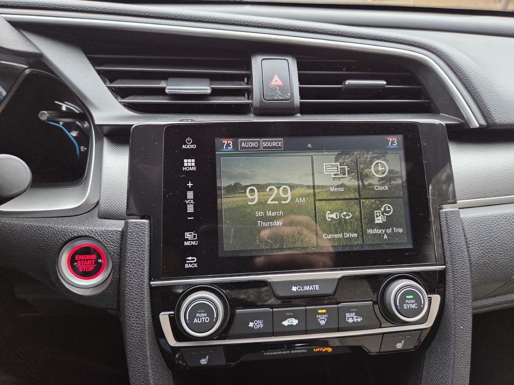 2018 Honda Civic Image 21