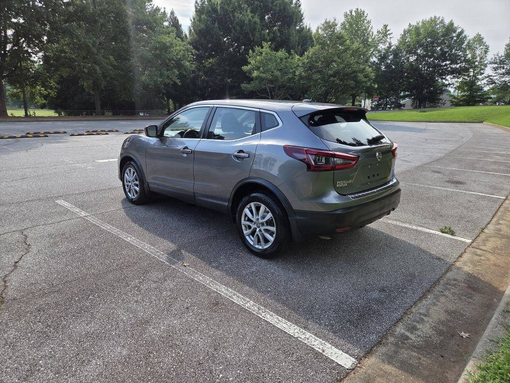 2020 Nissan Rogue Image 3