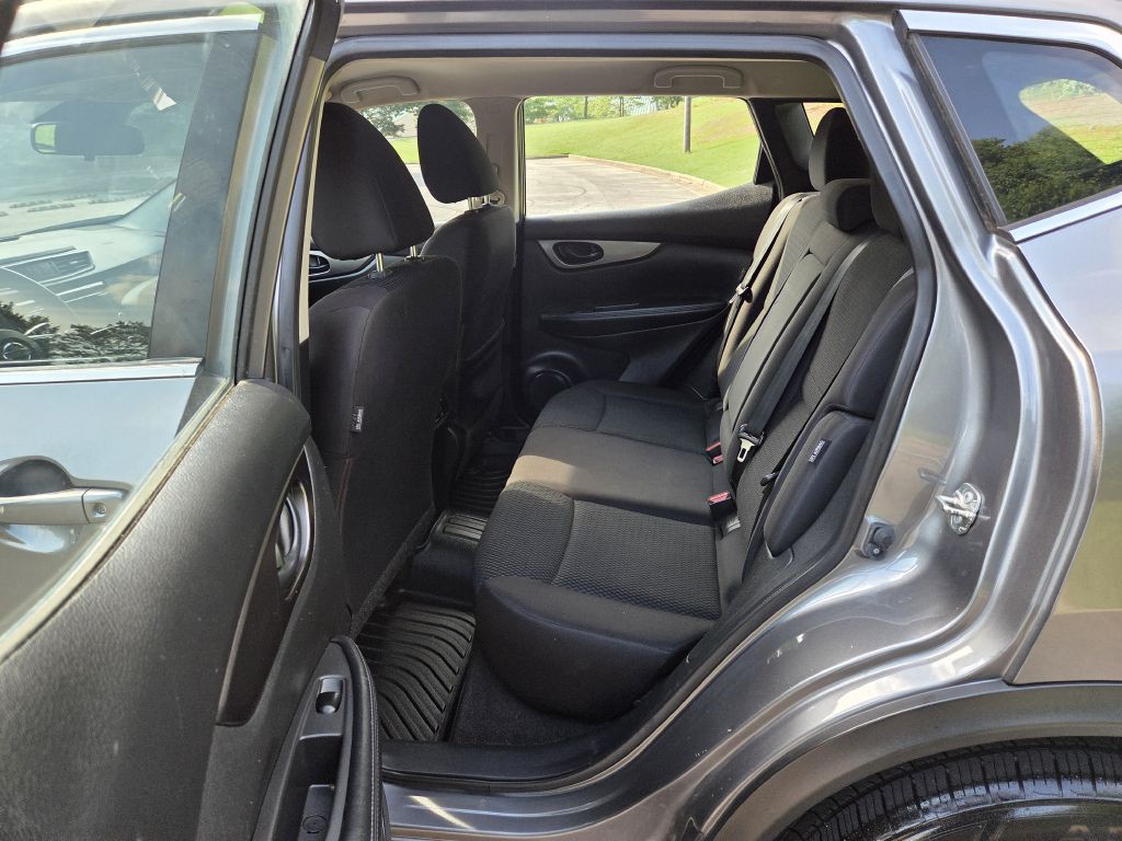 2020 Nissan Rogue Image 10
