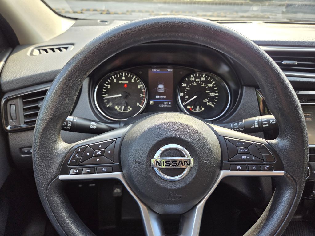 2020 Nissan Rogue Image 21