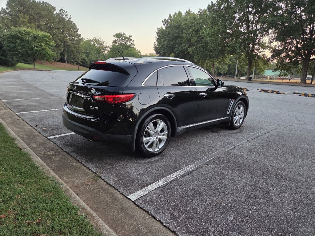 2014 INFINITI QX70 Image 5