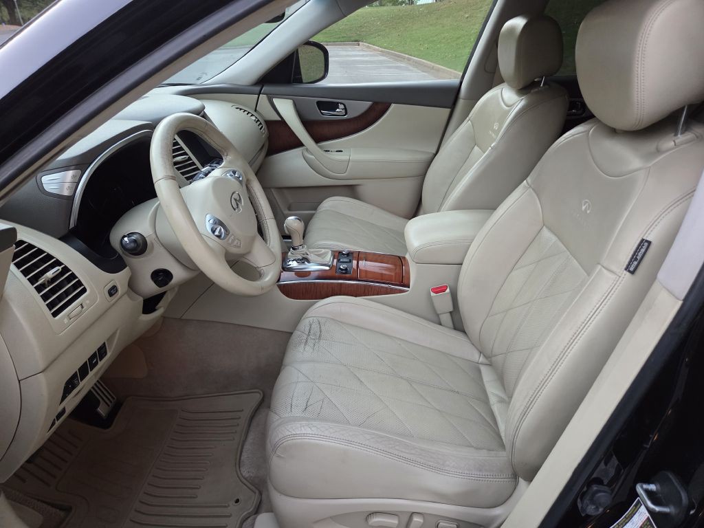 2014 INFINITI QX70 Image 20