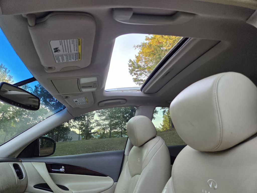 2012 INFINITI EX35 Image 27